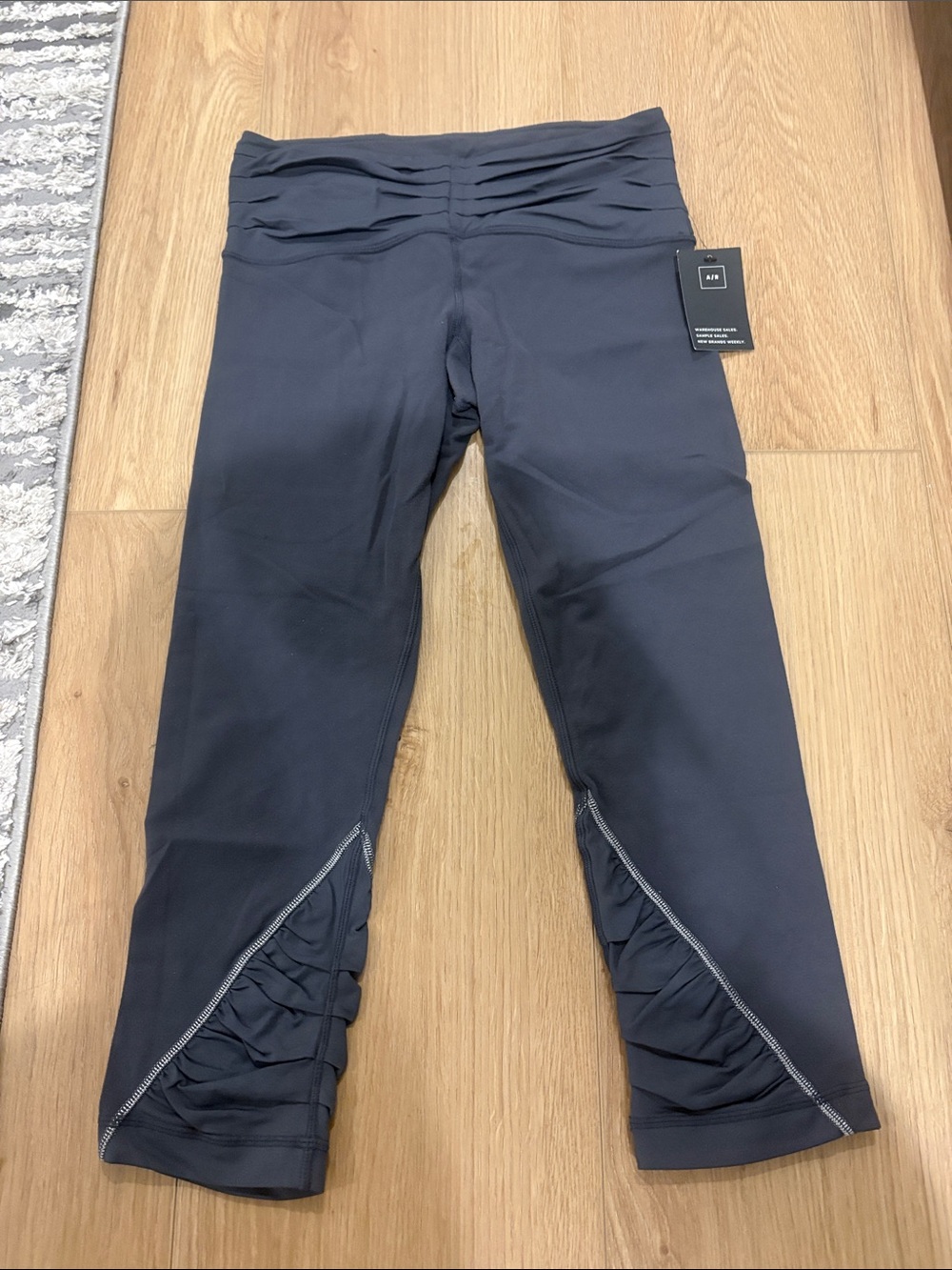 Lululemon Cropped Athletic Ruched Capri Leggings - grey